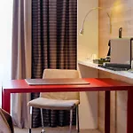 Mercure Airport Messe מלון
