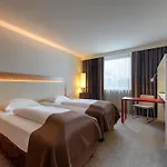 Mercure Airport Messe 4*