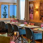 מלון Mercure Airport Messe