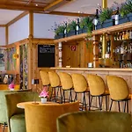 Mercure Airport Messe מלון 4*
