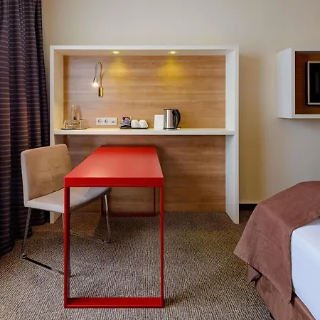 Mercure Airport Messe 4* שטוטגרט