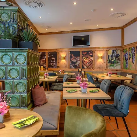 Mercure Airport Messe 4*