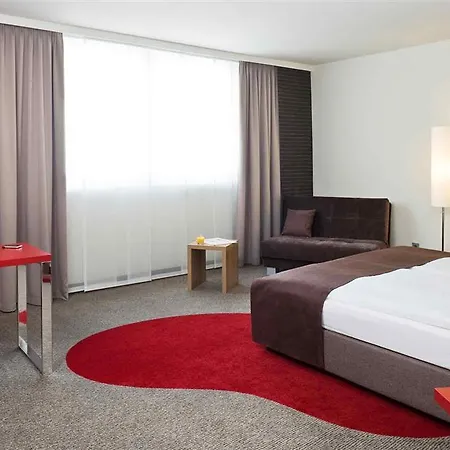 Hotel Mercure Airport Messe 4*