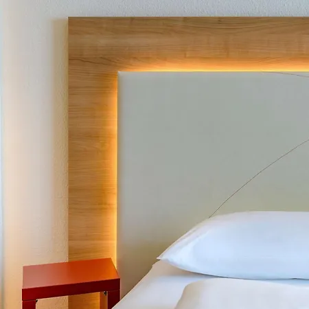 Hotel Mercure Airport Messe 4*