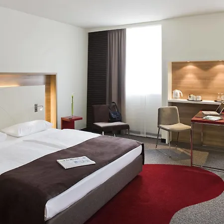 Hotel Mercure Airport Messe 4*