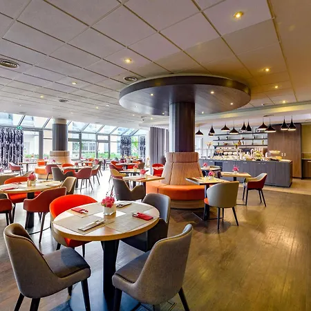 Hotel Mercure Airport Messe 4*