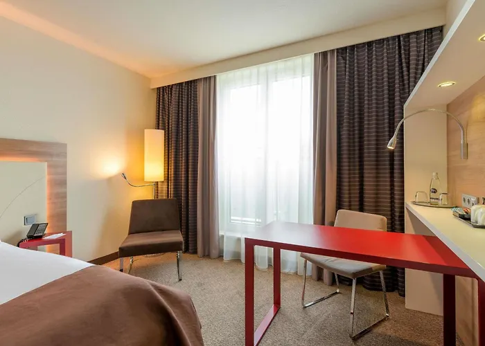 Mercure Airport Messe 4*